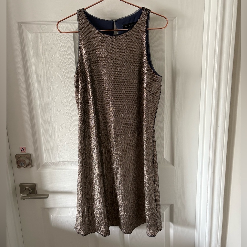 Aidan Mattox beaded sequin dress 
Size 6